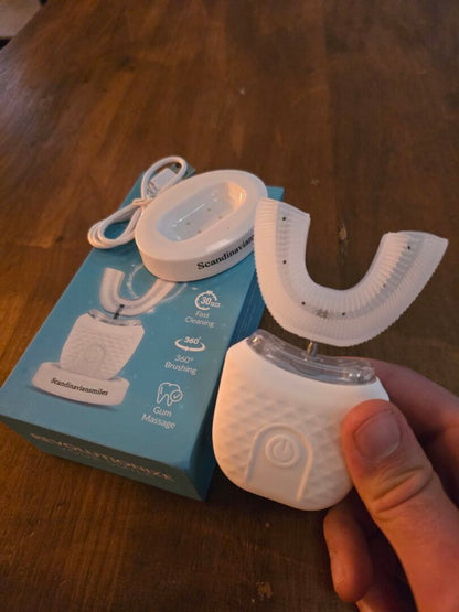 TEETH WHITENING BRUSH